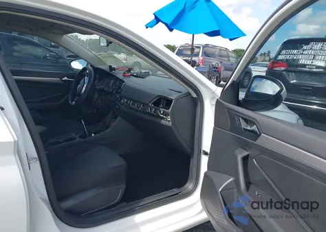 2019 Volkswagen Jetta 1.4T R-Line/1.4T S/1.4T Se z USA, uszkodzony, nr VIN 3VWCB7BU3KM167756